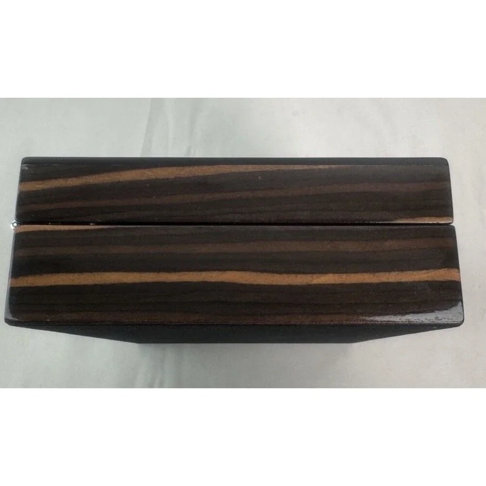 Bey-Berk Lacquered “P” Initial  